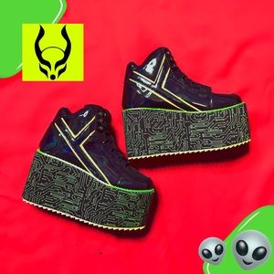 Cyberdog X YRU shoes platforms